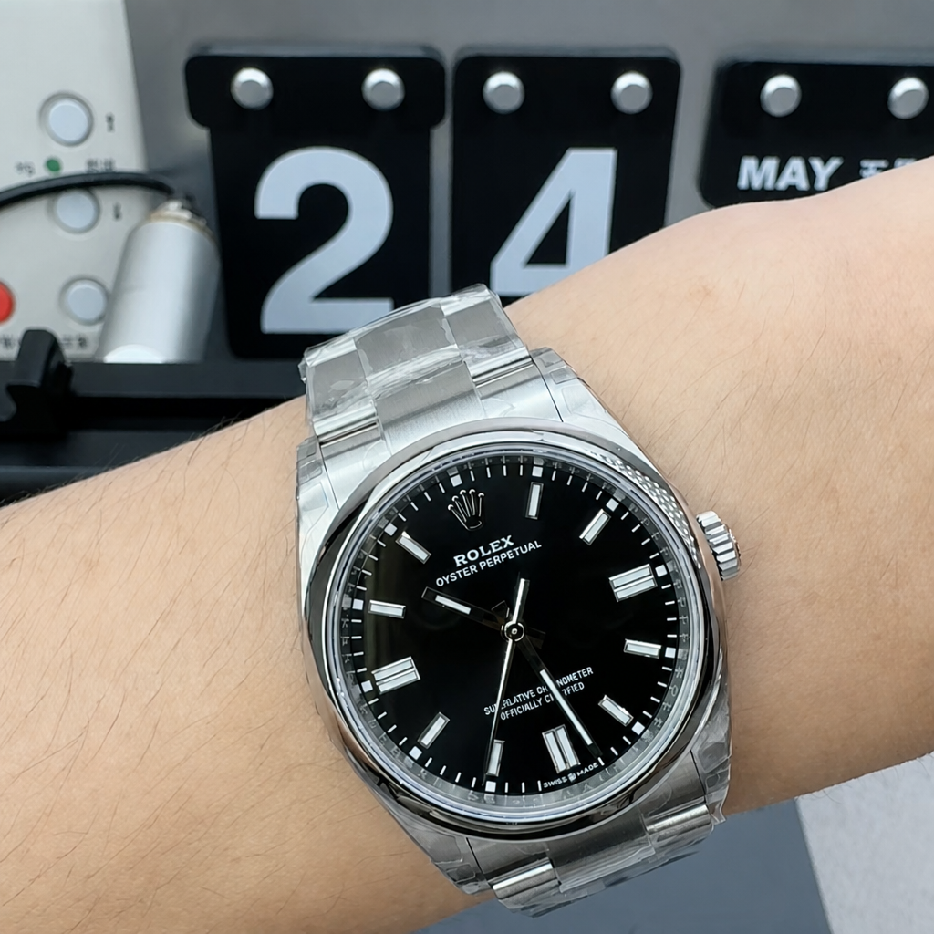 Oyster Perpetual 126000 36mm Oys Bracelet Black Dial VSF VS3230